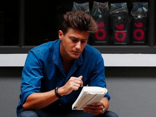 4 Hal Ini Bisa Lo Lakuin Di Malam Tahun Baru: Nggak cuma BBQan Bro!